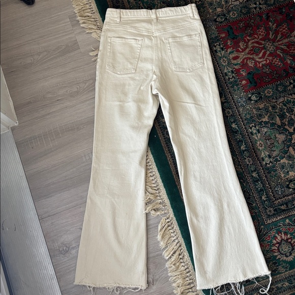 Aritzia Wilfred Free Twill Pants in Cream/Birch - Picture 3 of 4